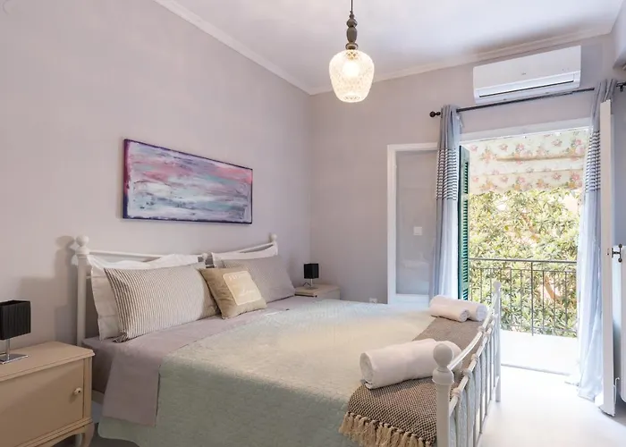Stylish, Comfy Apartment By Konnect, Corfu City Center