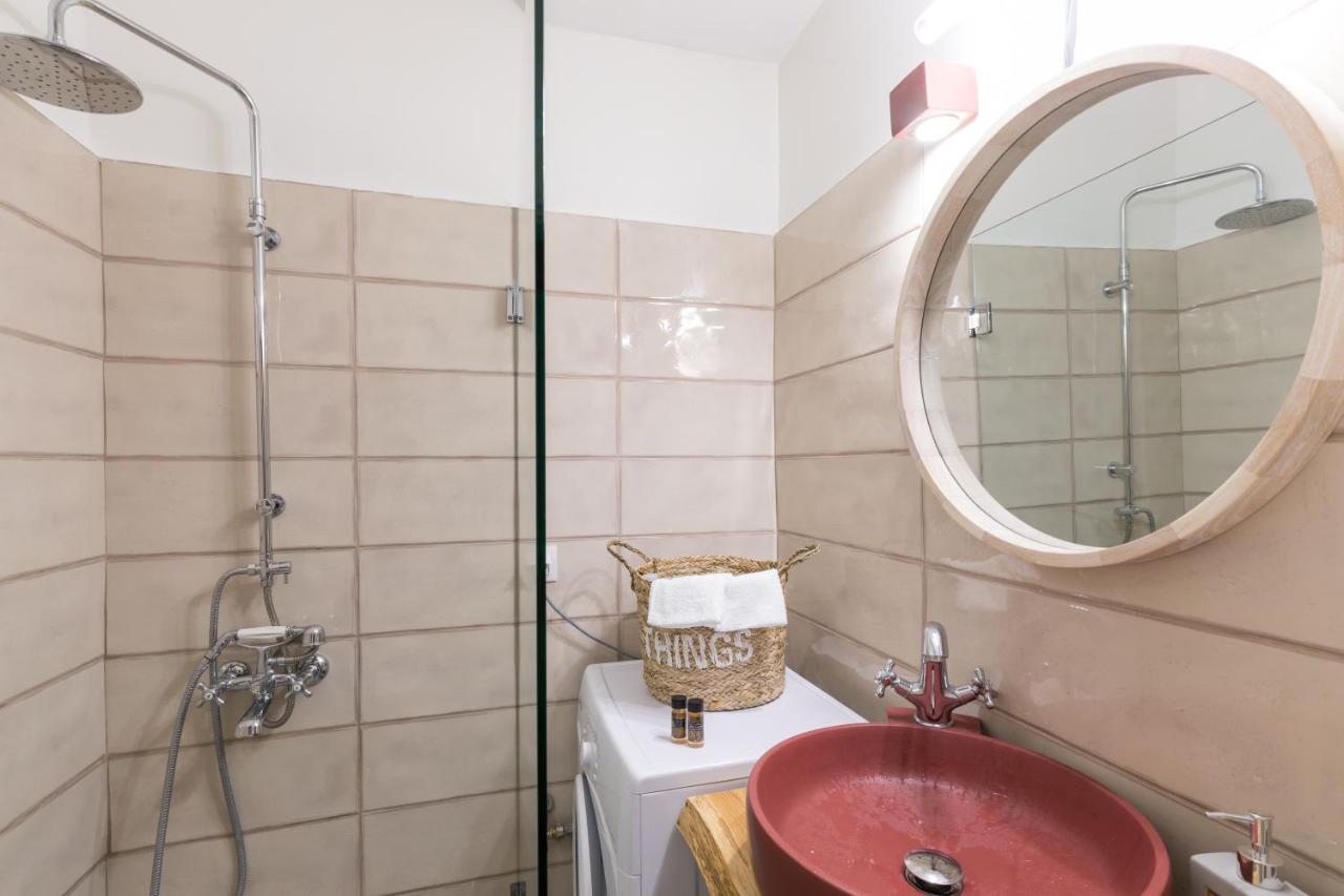 Stylish, Comfy By Konnect, Corfu Center Apartment