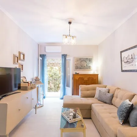 Stylish, Comfy Apartment By Konnect, Corfu City Center Экстерьер фото