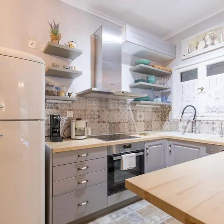 Stylish, Comfy Apartment By Konnect, Corfu City Center Экстерьер фото