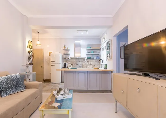 Stylish, Comfy Apartment By Konnect, Corfu City Center